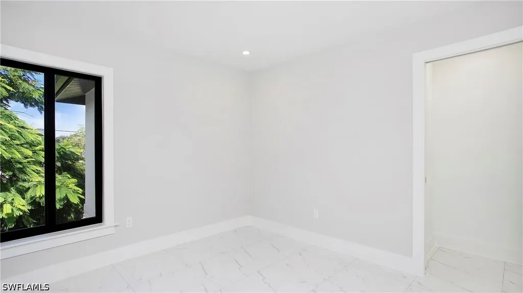 9002-9002 Somerset (Unit 2) Lane Bonita Springs FL 34135