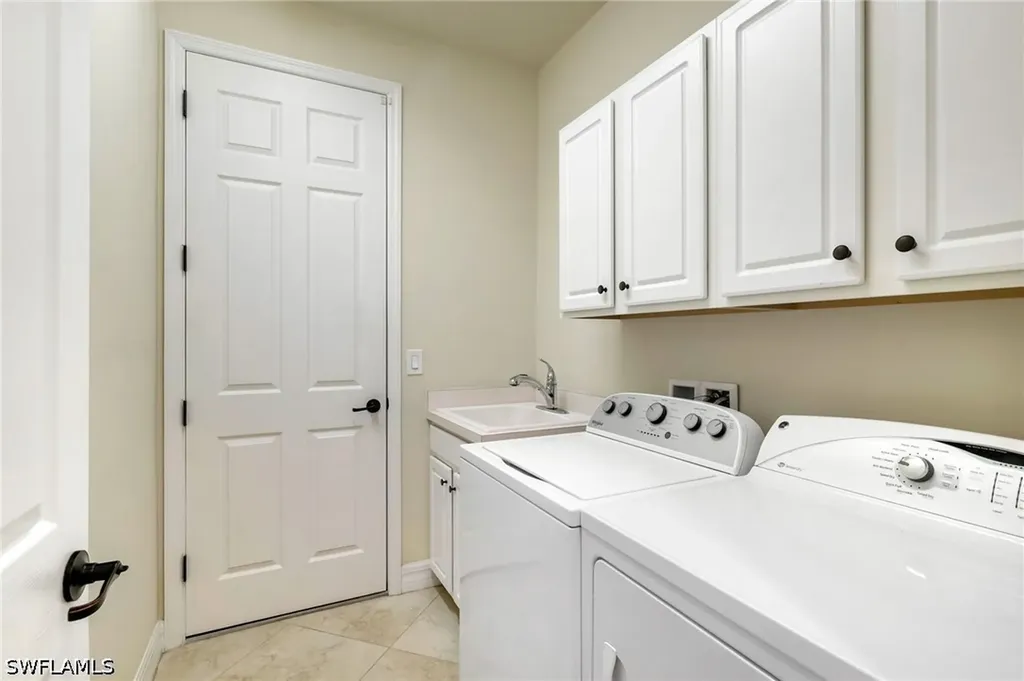 28522 Westmeath Court Bonita Springs FL 34135