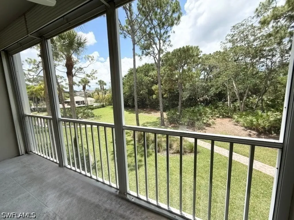 322 Sugar Pine Lane Naples FL 34108