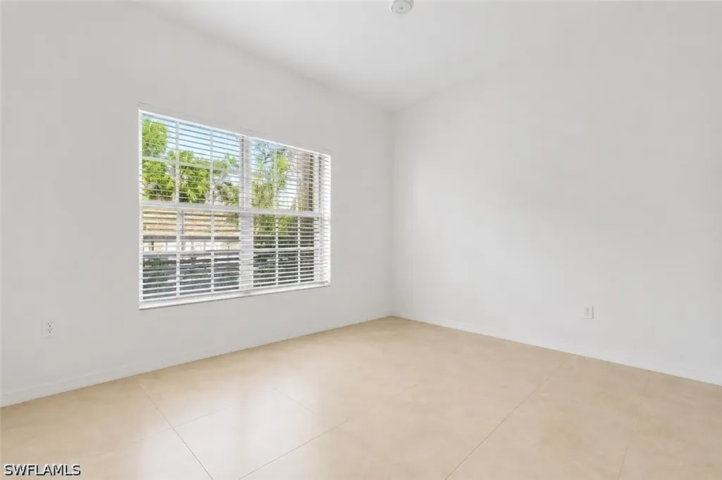 322 Sugar Pine Lane Naples FL 34108