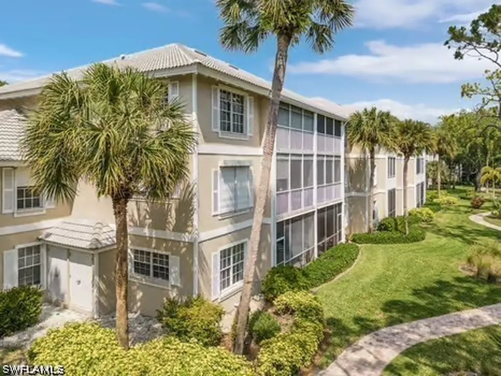 322 Sugar Pine Lane Naples FL 34108