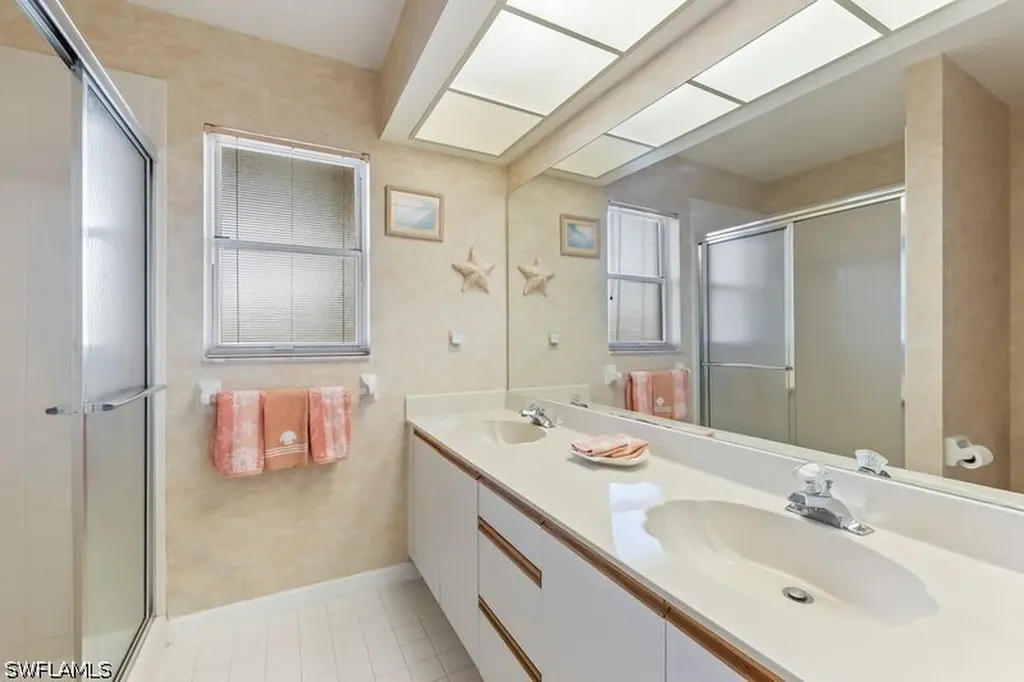 815 Gulf Pavilion Drive Naples FL 34108