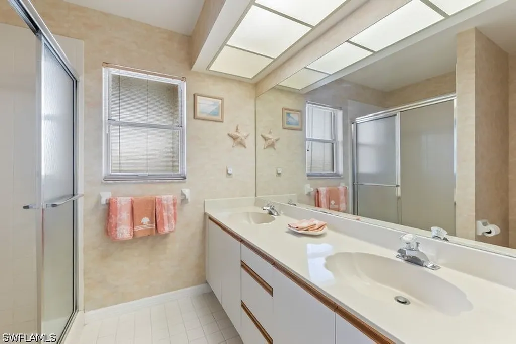 815 Gulf Pavilion Drive Naples FL 34108
