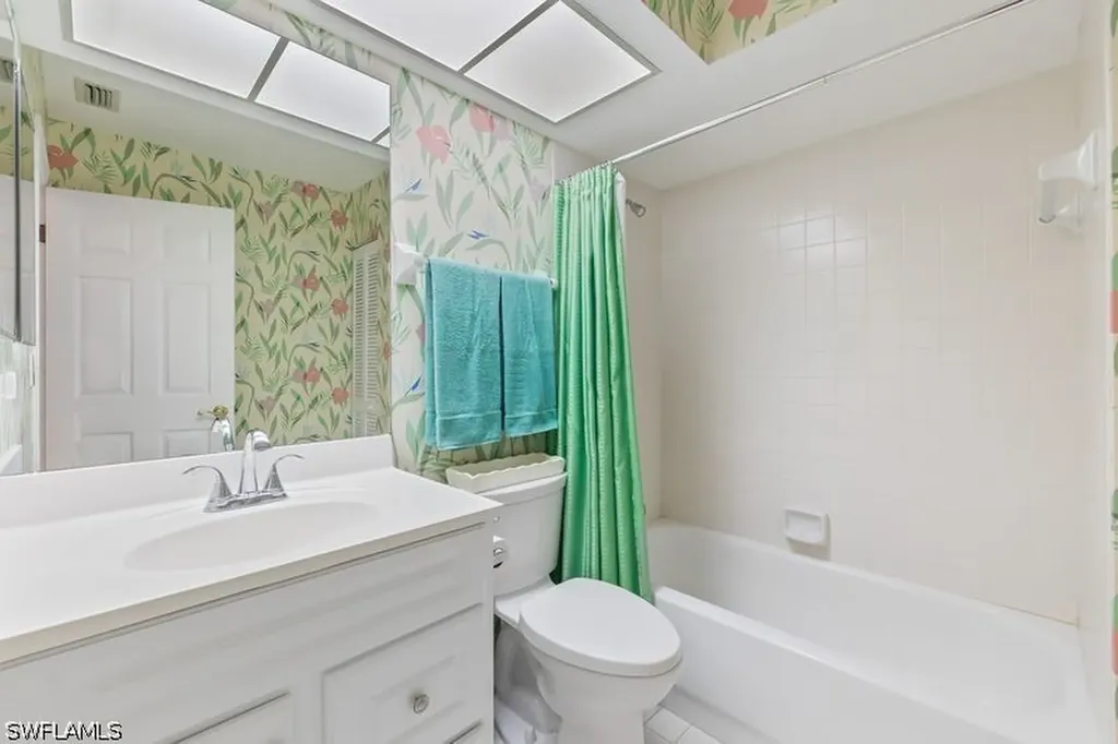 815 Gulf Pavilion Drive Naples FL 34108