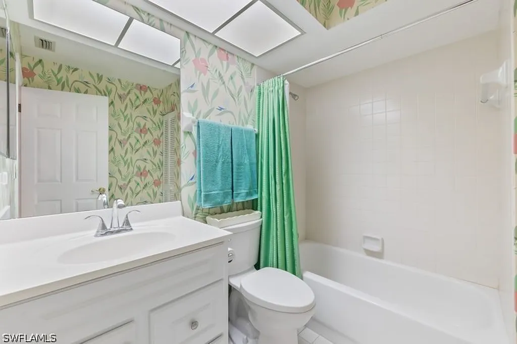 815 Gulf Pavilion Drive Naples FL 34108