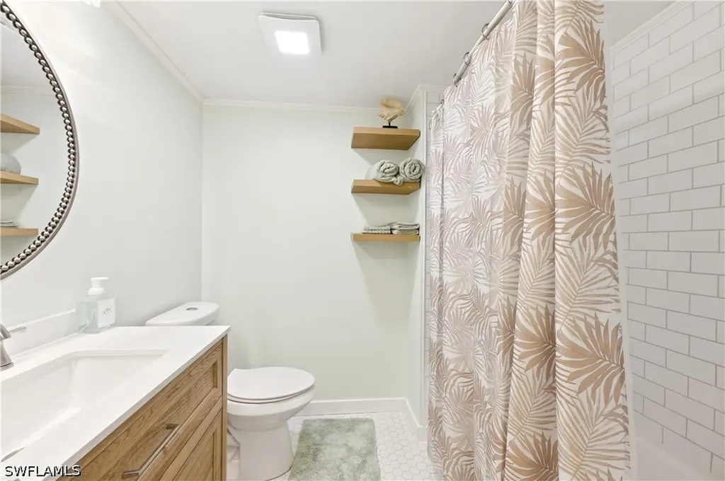 16001 Amberwood Lake Court Fort Myers FL 33908