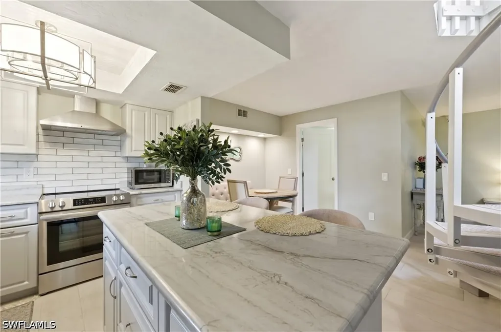 16001 Amberwood Lake Court Fort Myers FL 33908