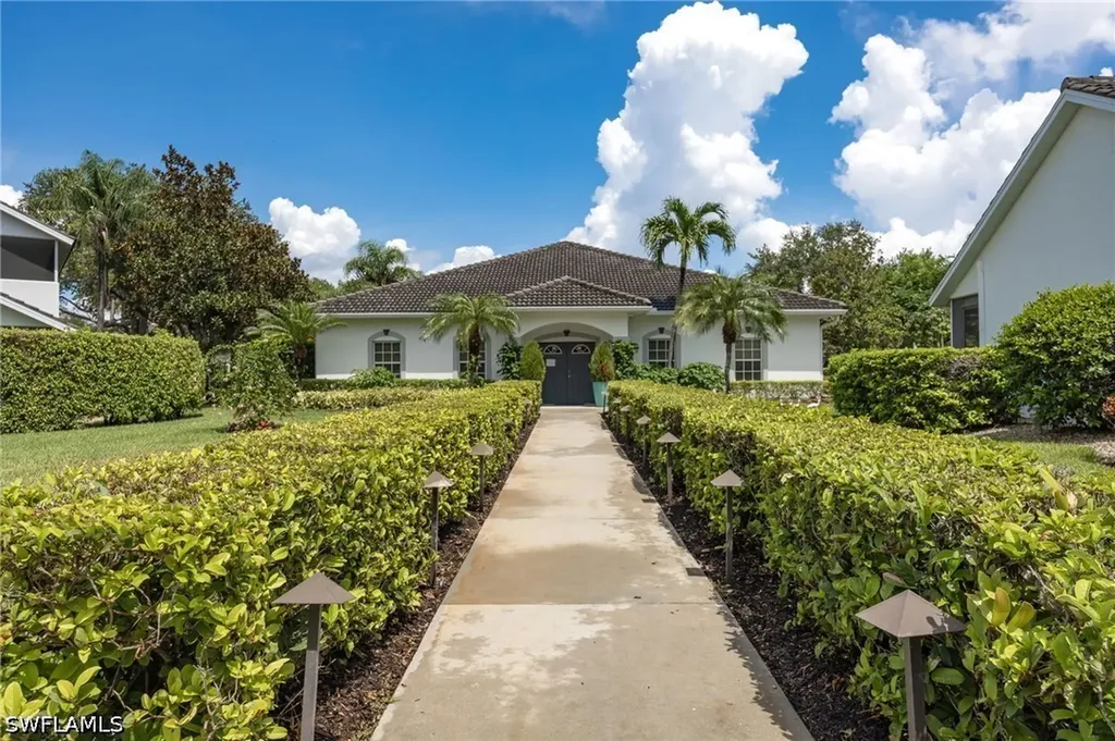 1125 Partridge Circle Naples FL 34104