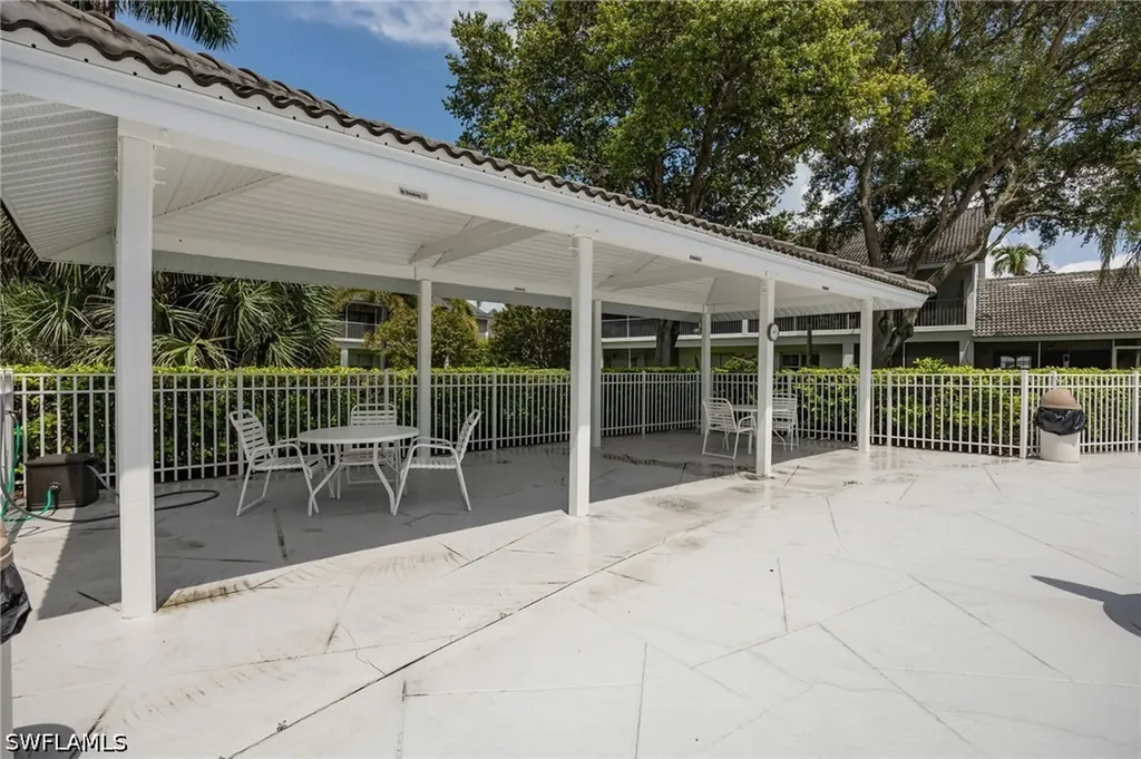 1125 Partridge Circle Naples FL 34104