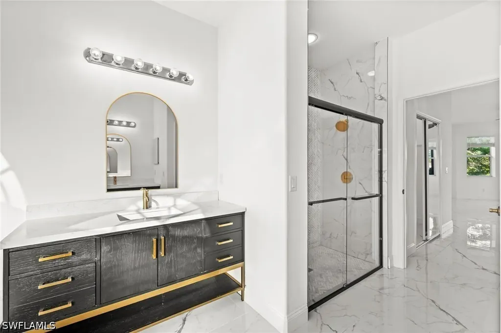 3972 Ruxton Road Naples FL 34116