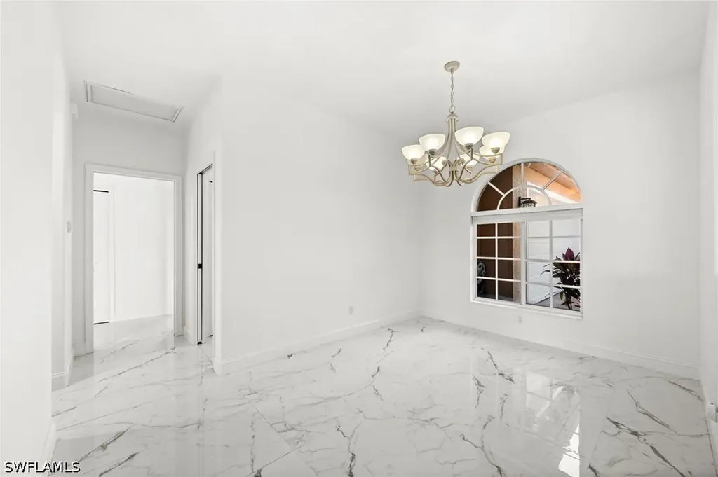 3972 Ruxton Road Naples FL 34116