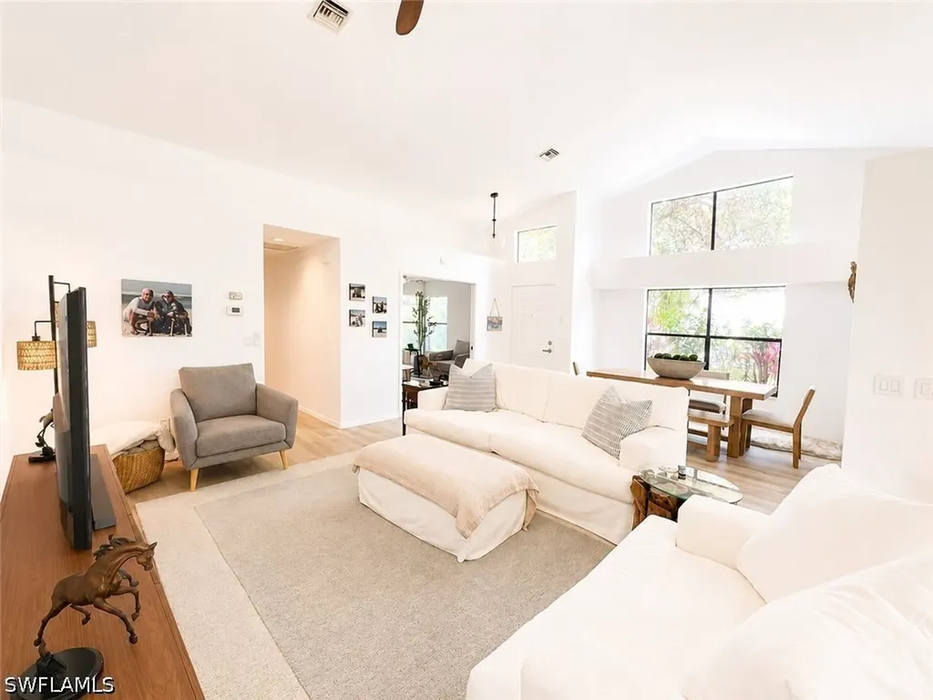27123 Kindlewood Lane Bonita Springs FL 34134