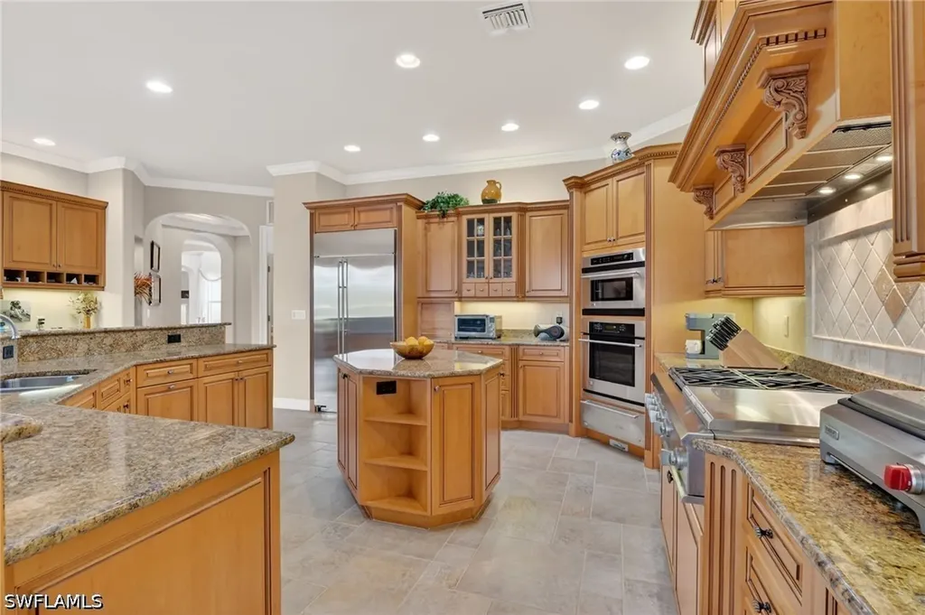 1964 Rialto Way Alva FL 33920