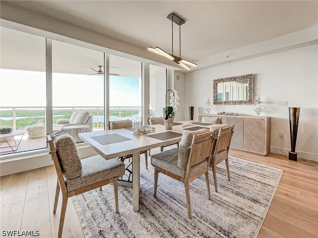 13925 Old Coast Road Naples FL 34110