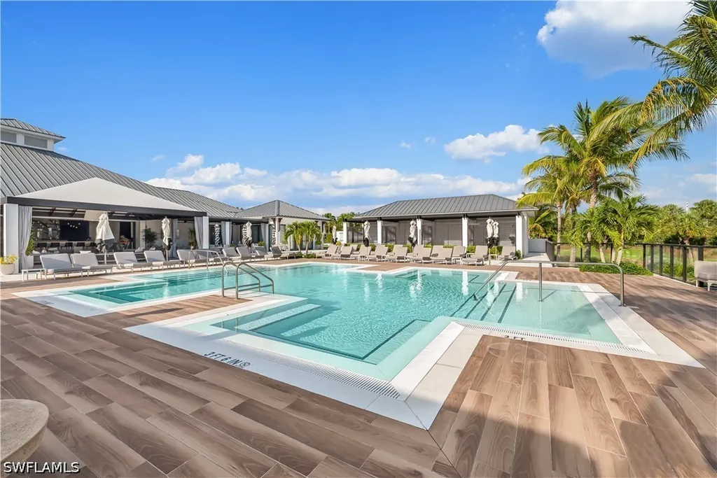 13925 Old Coast Road Naples FL 34110