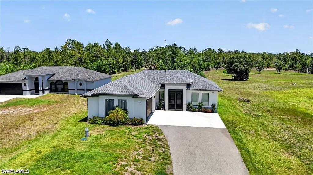 2973 47th Avenue NE Naples FL 34120