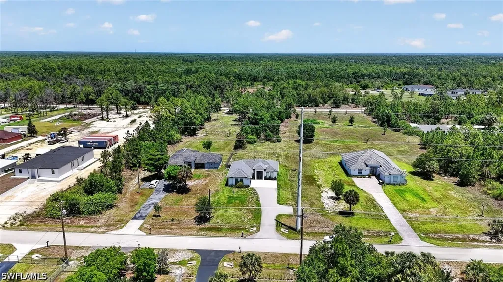 2973 47th Avenue NE Naples FL 34120