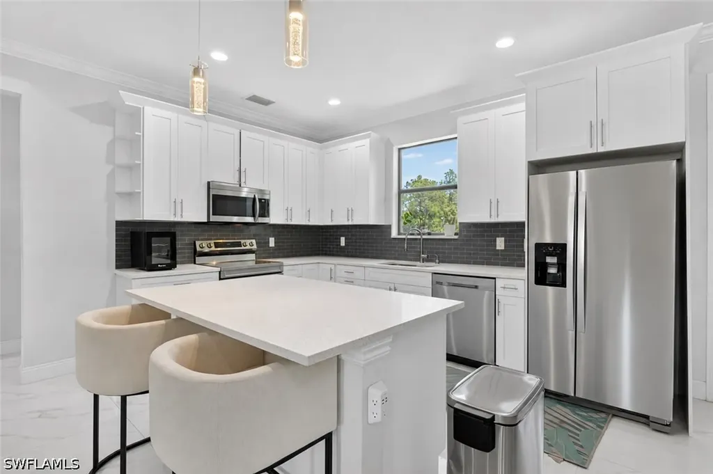 2973 47th Avenue NE Naples FL 34120