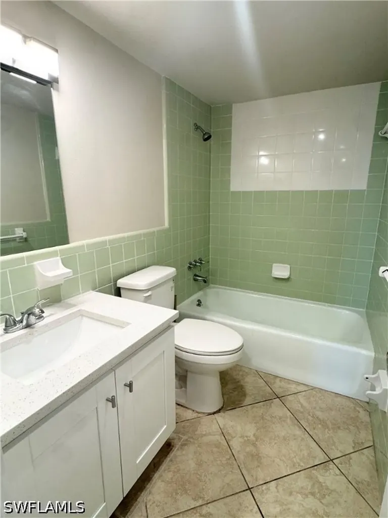 10725 Wilson Street Bonita Springs FL 34135