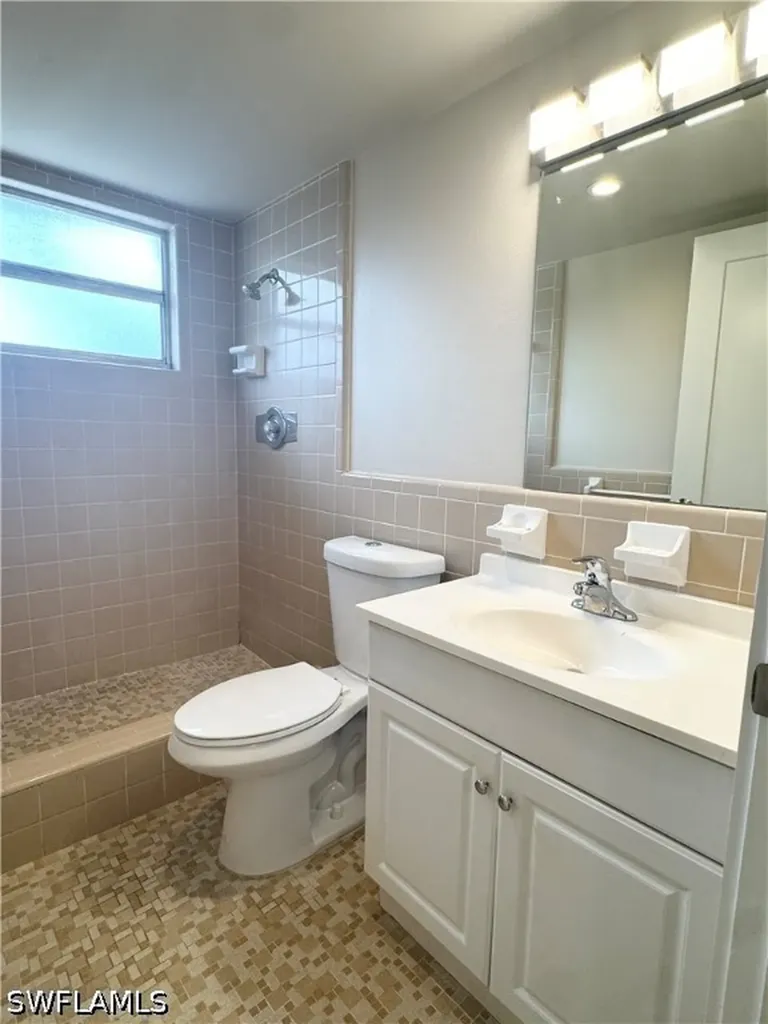 10725 Wilson Street Bonita Springs FL 34135