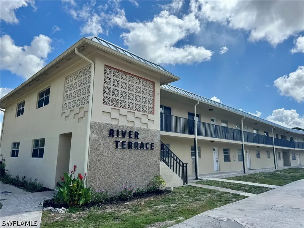 10725 Wilson Street Bonita Springs FL 34135