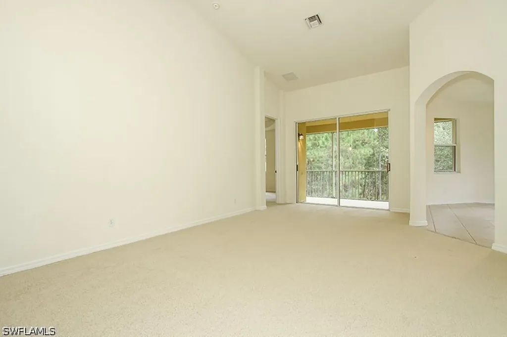 1315 Mariposa Circle Naples FL 34105