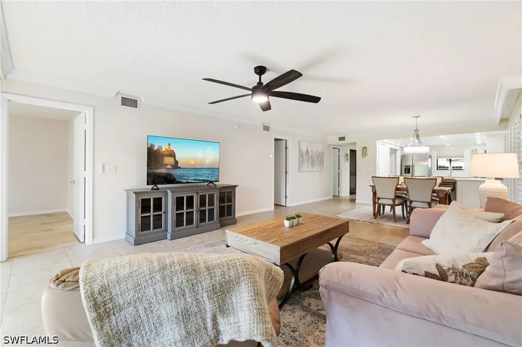 1526 Oyster Catcher Point Naples FL 34105