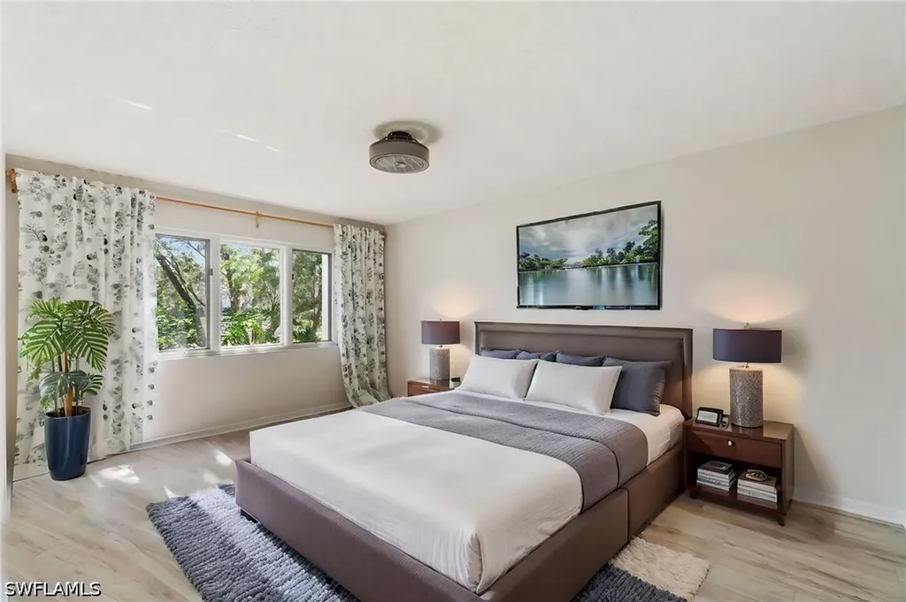 1526 Oyster Catcher Point Naples FL 34105