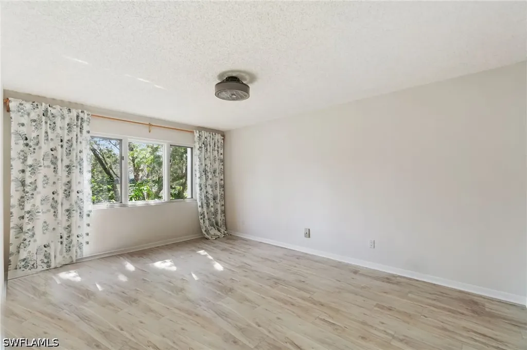1526 Oyster Catcher Point Naples FL 34105
