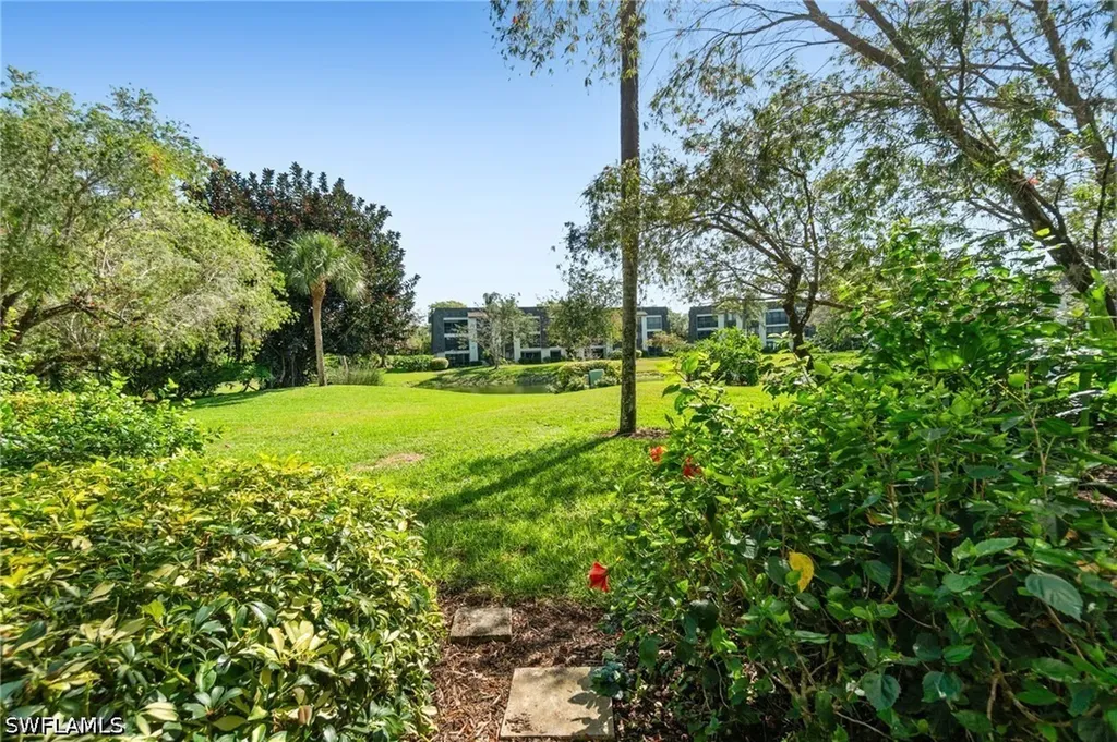 1526 Oyster Catcher Point Naples FL 34105