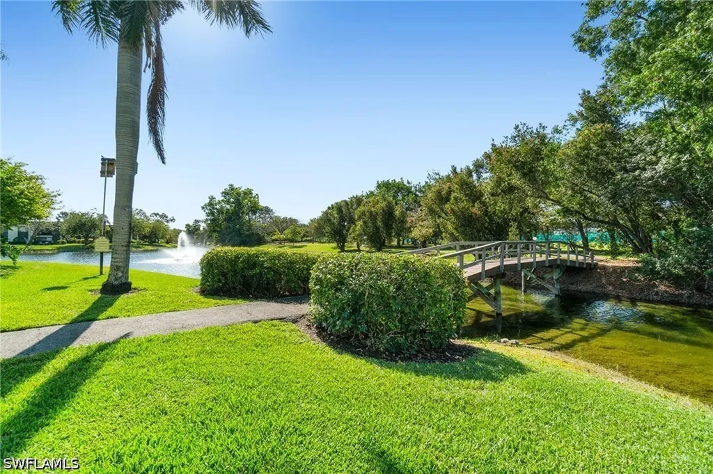 1526 Oyster Catcher Point Naples FL 34105