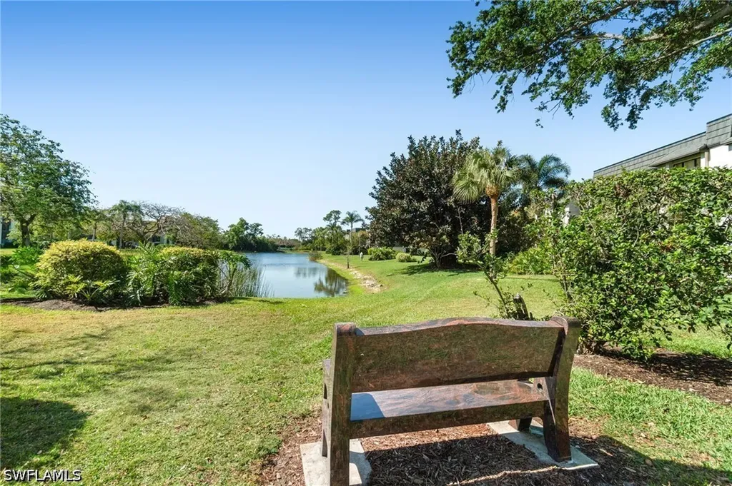 1526 Oyster Catcher Point Naples FL 34105