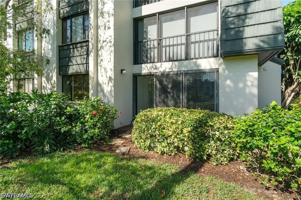 1526 Oyster Catcher Point Naples FL 34105