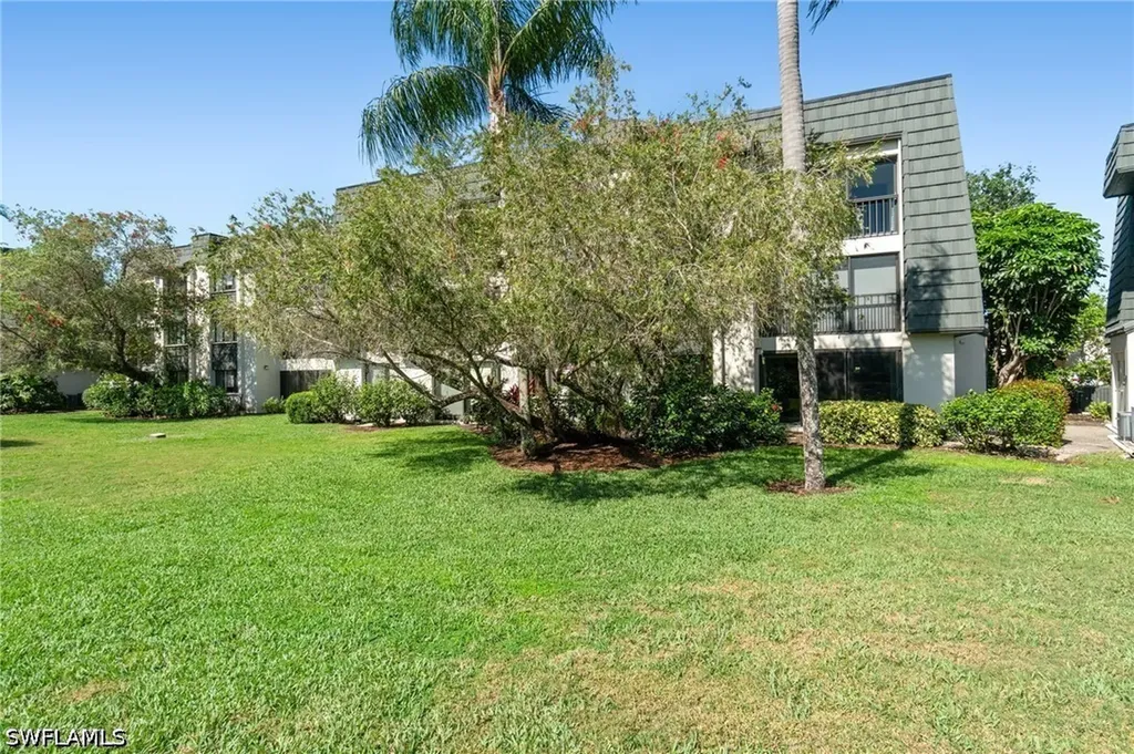 1526 Oyster Catcher Point Naples FL 34105