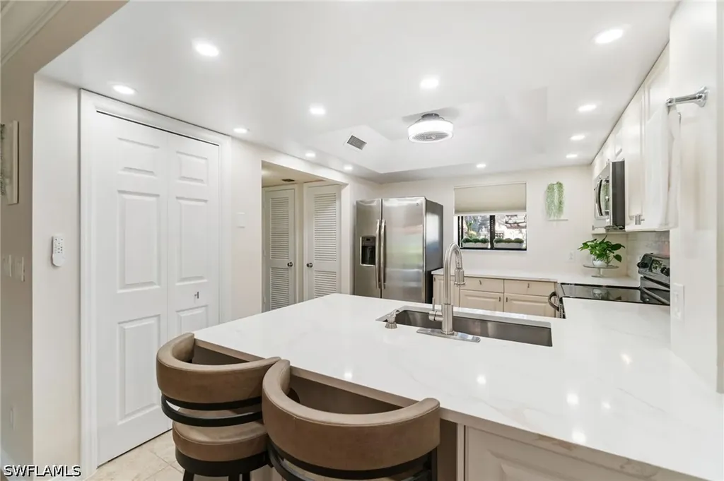 1526 Oyster Catcher Point Naples FL 34105