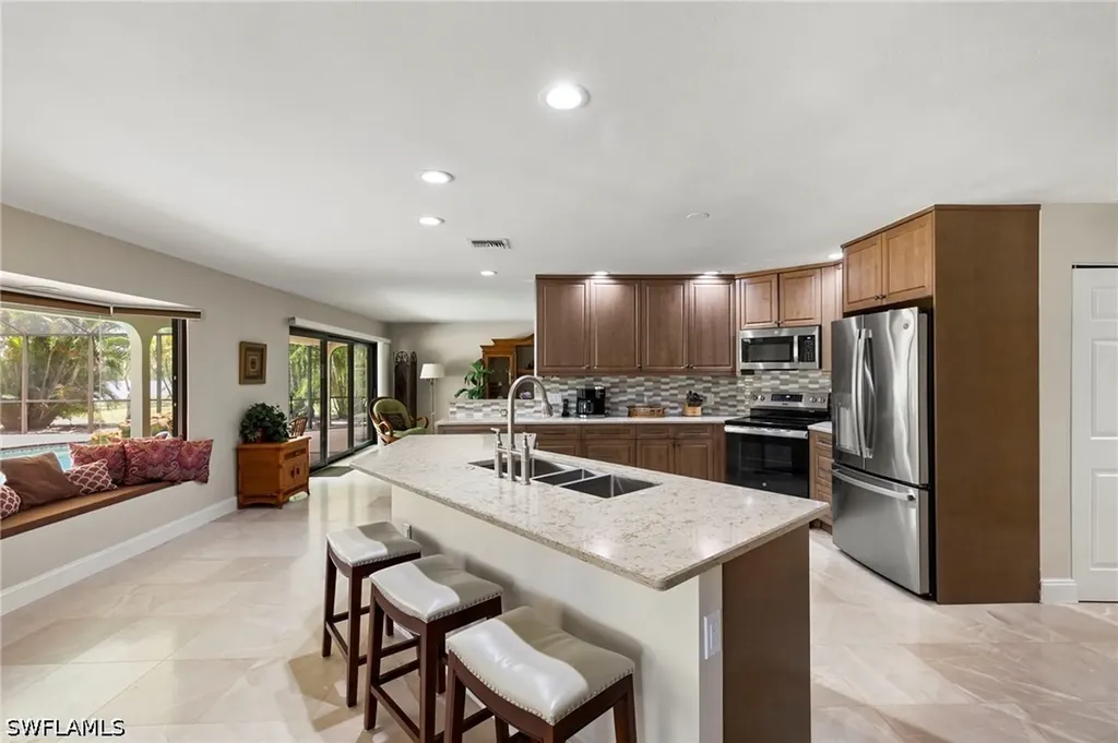 27565 Imperial Shores Boulevard Bonita Springs FL 34134