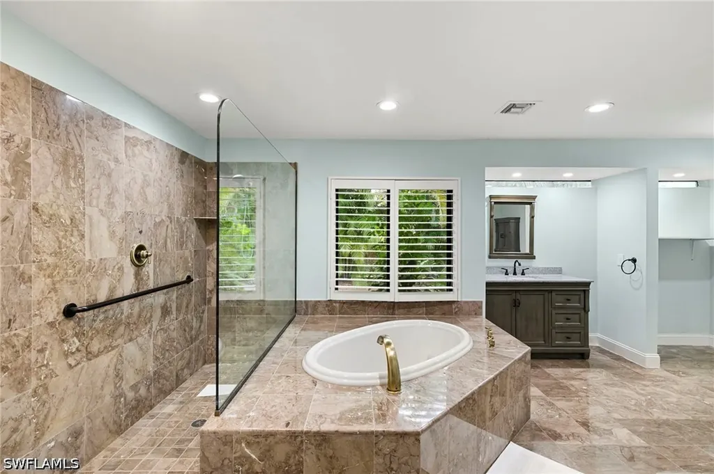 27565 Imperial Shores Boulevard Bonita Springs FL 34134