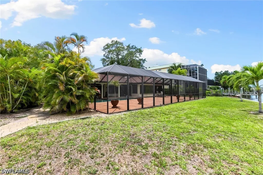 27565 Imperial Shores Boulevard Bonita Springs FL 34134