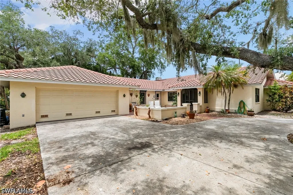 27565 Imperial Shores Boulevard Bonita Springs FL 34134