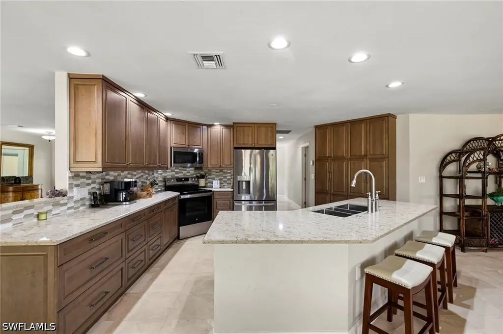27565 Imperial Shores Boulevard Bonita Springs FL 34134