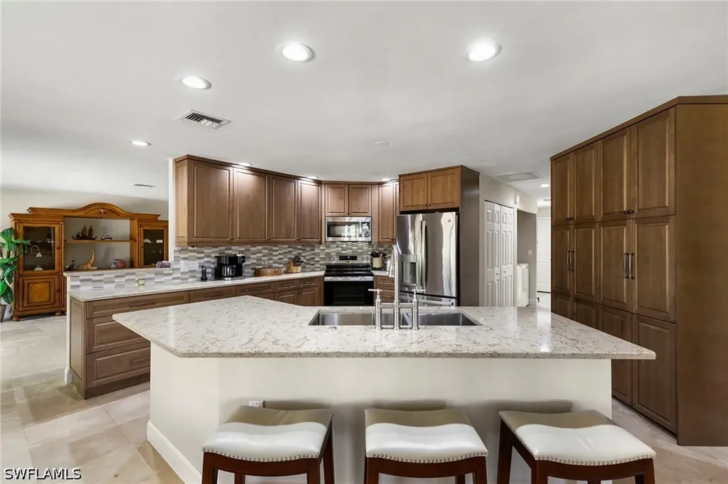 27565 Imperial Shores Boulevard Bonita Springs FL 34134