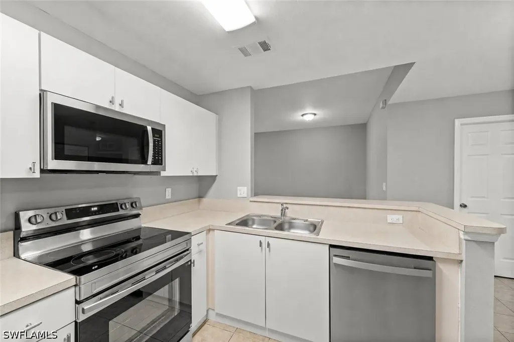 4109 Bellasol Circle Fort Myers FL 33916