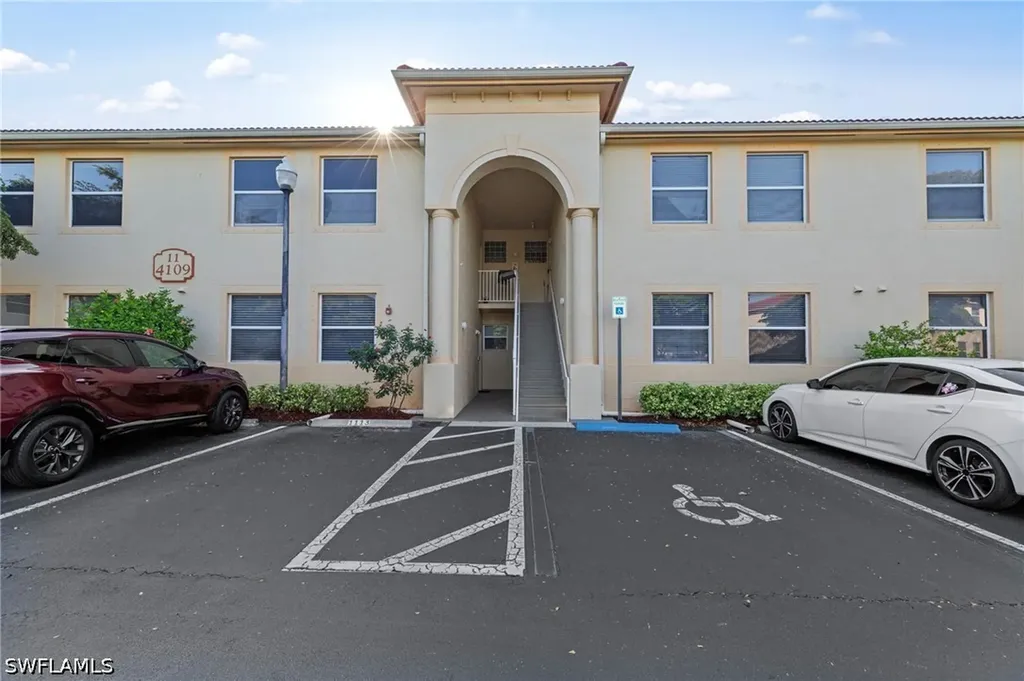 4109 Bellasol Circle Fort Myers FL 33916