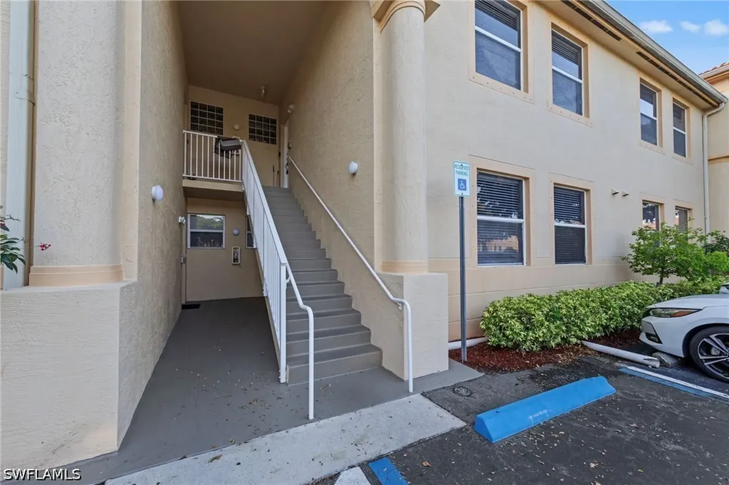4109 Bellasol Circle Fort Myers FL 33916