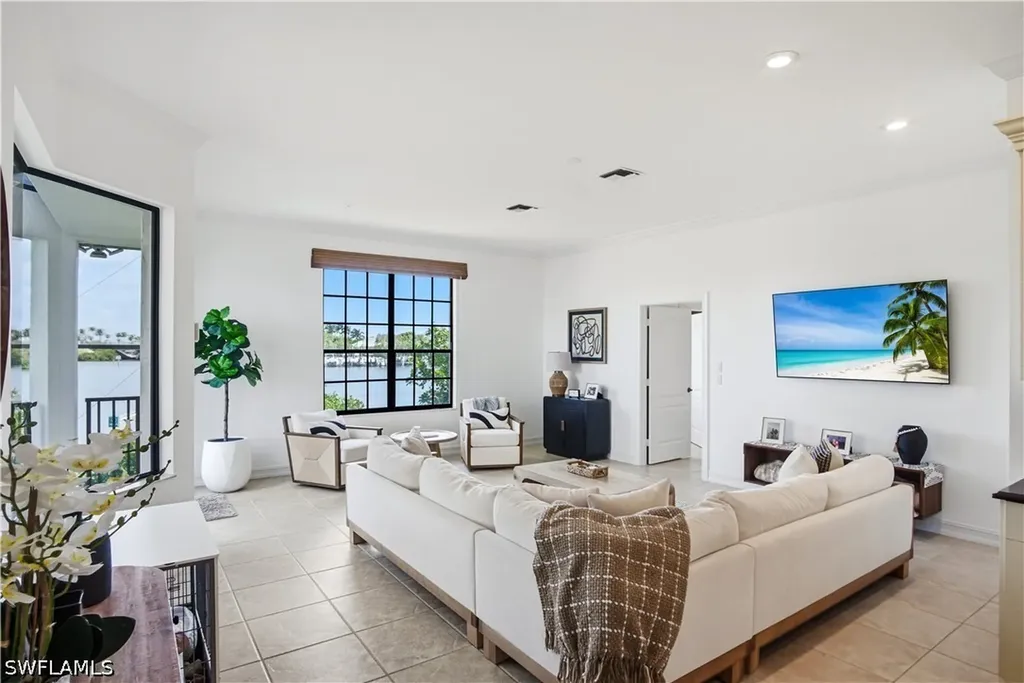 201 San Mateo Drive Bonita Springs FL 34134