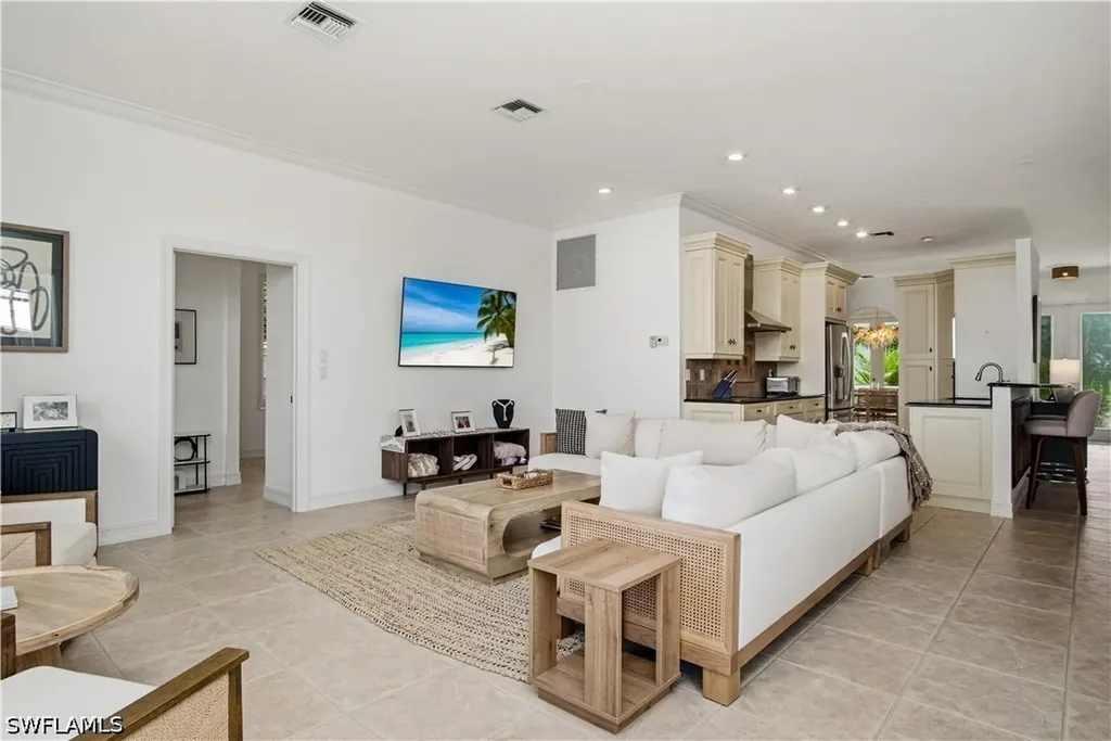 201 San Mateo Drive Bonita Springs FL 34134