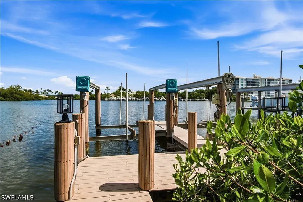 201 San Mateo Drive Bonita Springs FL 34134