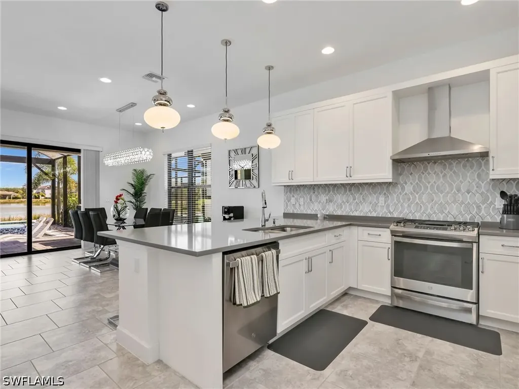 12779 Woodbury Drive Estero FL 33928