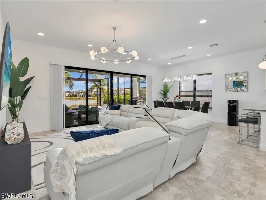12779 Woodbury Drive Estero FL 33928