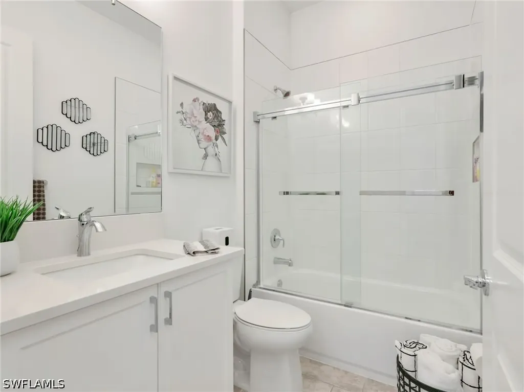 12779 Woodbury Drive Estero FL 33928